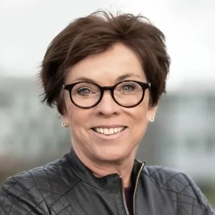 Porträt Simone von Stosch